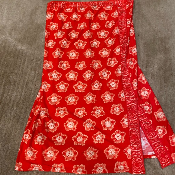 Michael Kors (Size M) Strapless Beach Coverup - Picture 1 of 2